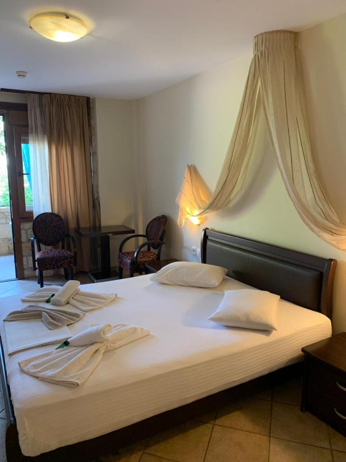 Giannis & Foteini Hotel Afytos Eksteriør billede